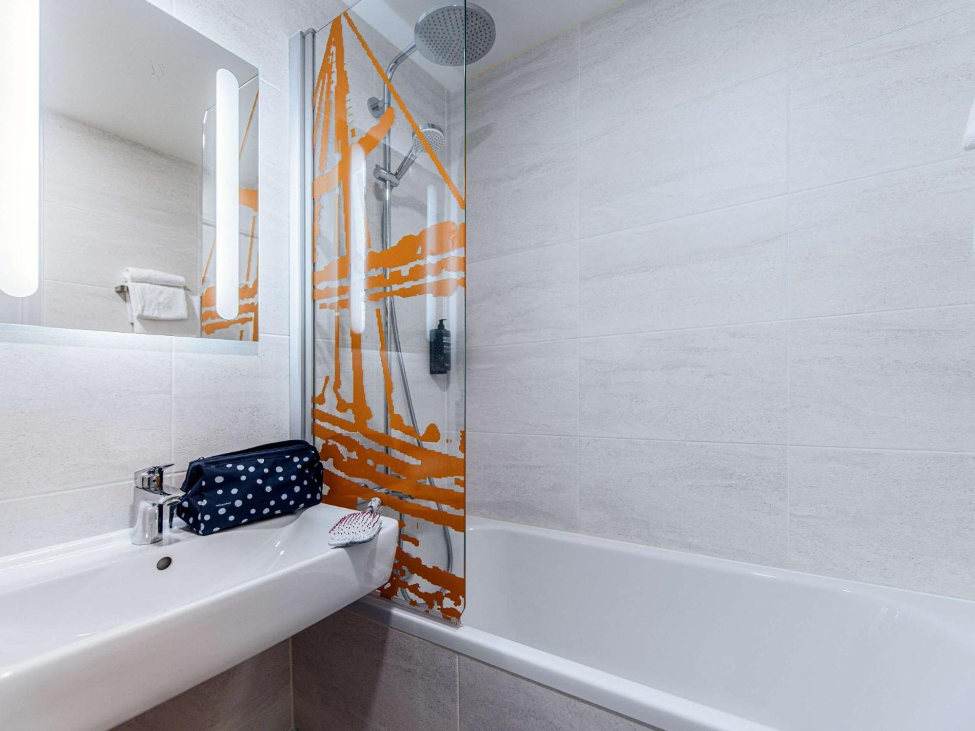 Ibis Styles Ancenis Centre Hotel Kültér fotó
